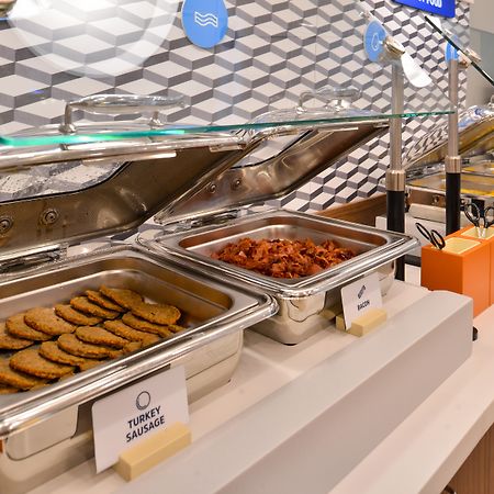 Holiday Inn Express Hotel & Suites Barrie By Ihg Ngoại thất bức ảnh