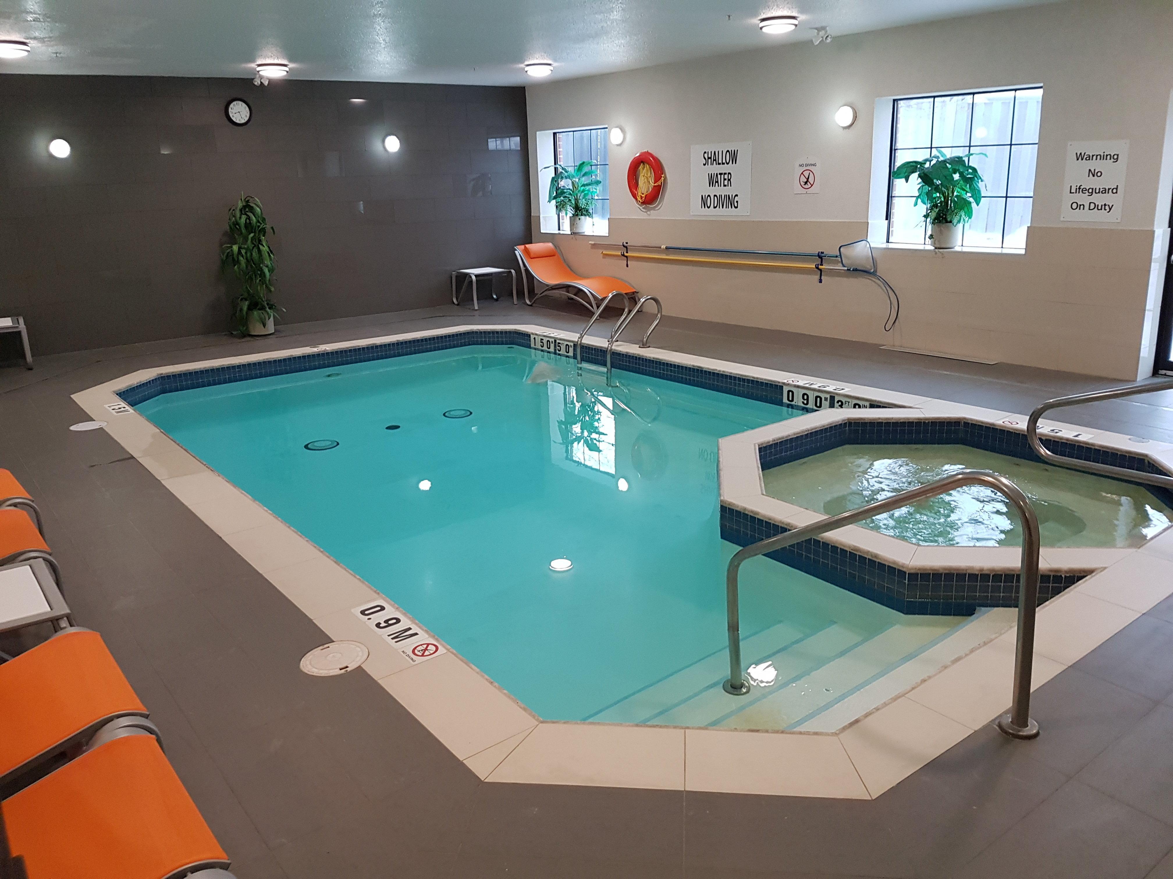 Holiday Inn Express Hotel & Suites Barrie By Ihg Ngoại thất bức ảnh