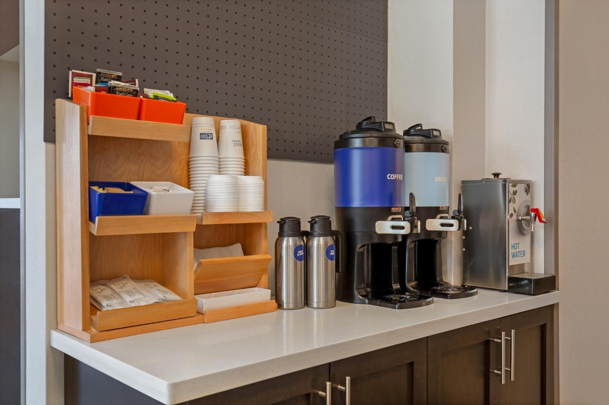Holiday Inn Express Hotel & Suites Barrie By Ihg Ngoại thất bức ảnh