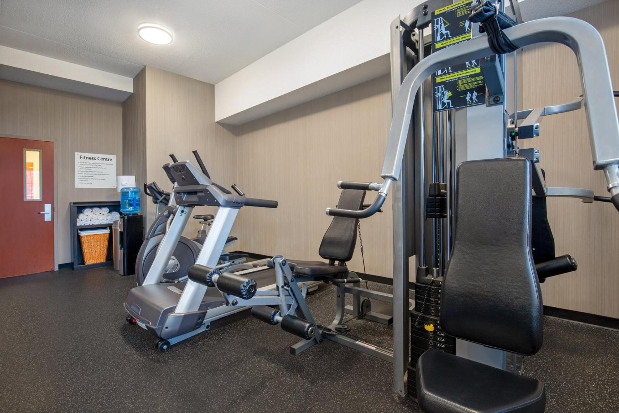 Holiday Inn Express Hotel & Suites Barrie By Ihg Ngoại thất bức ảnh