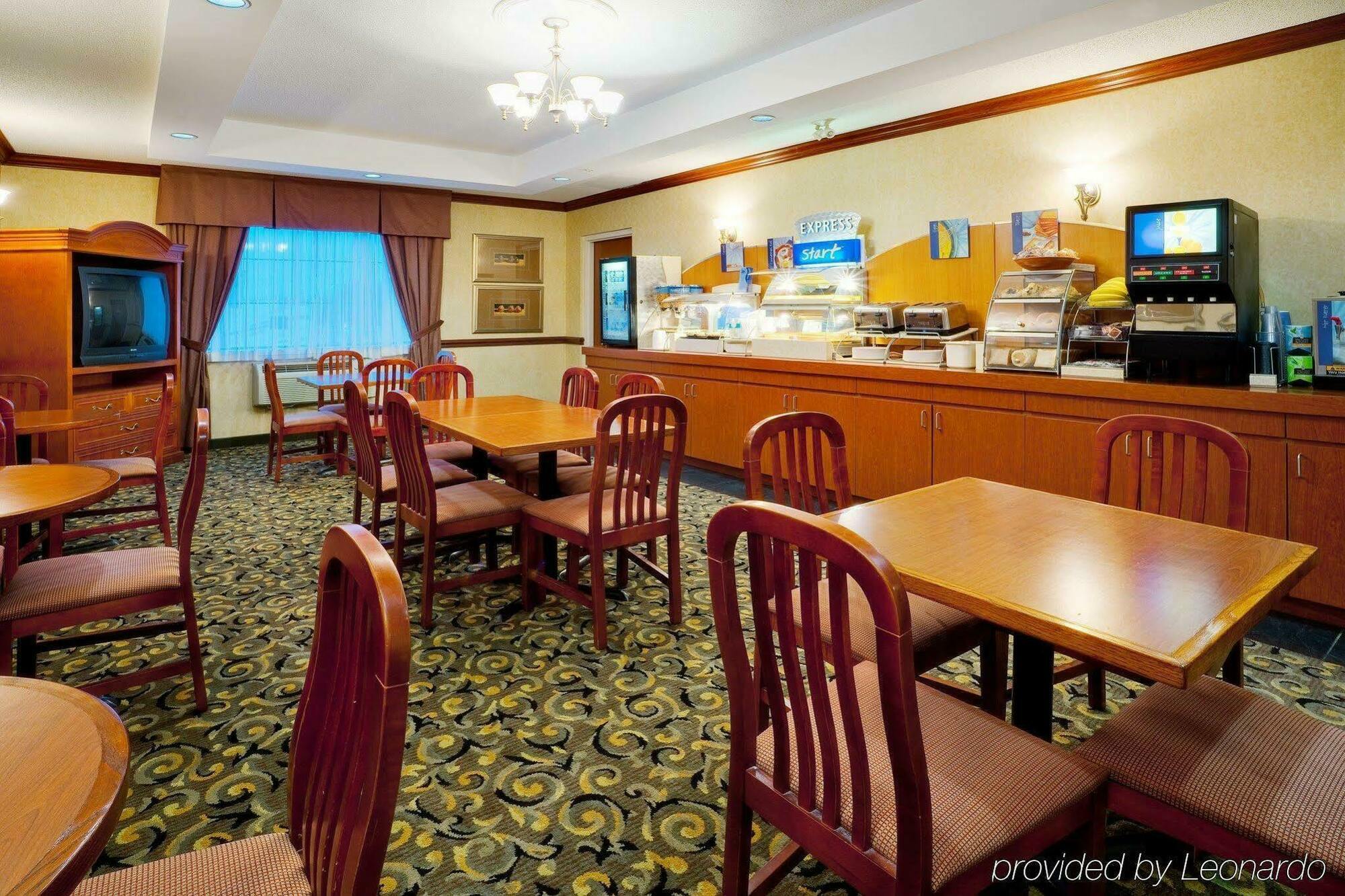Holiday Inn Express Hotel & Suites Barrie By Ihg Ngoại thất bức ảnh